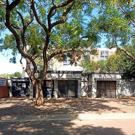 Accommodation@Park1285 Pretoria-Noord Exteriör bild
