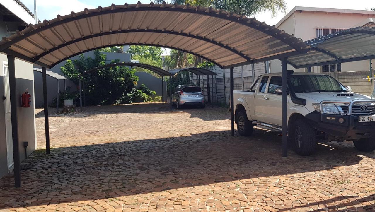 Accommodation@Park1285 Pretoria-Noord Exteriör bild