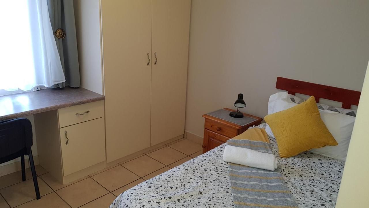 Accommodation@Park1285 Pretoria-Noord Exteriör bild