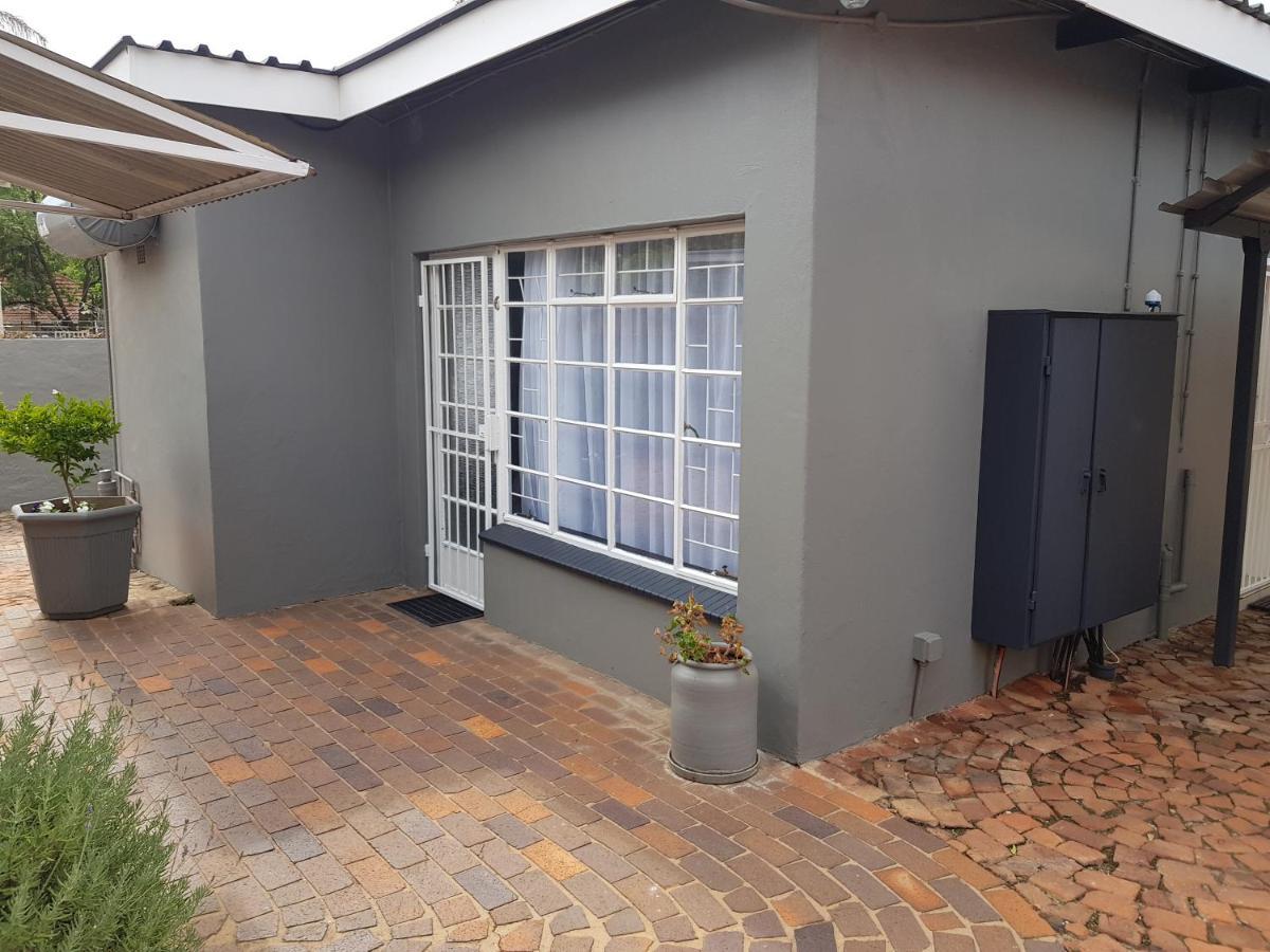 Accommodation@Park1285 Pretoria-Noord Exteriör bild