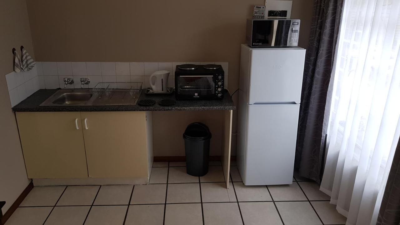 Accommodation@Park1285 Pretoria-Noord Exteriör bild