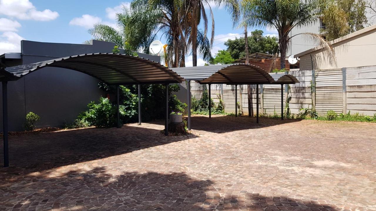 Accommodation@Park1285 Pretoria-Noord Exteriör bild