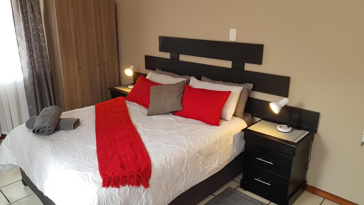 Accommodation@Park1285 Pretoria-Noord Exteriör bild