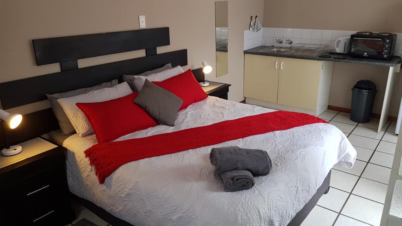 Accommodation@Park1285 Pretoria-Noord Exteriör bild
