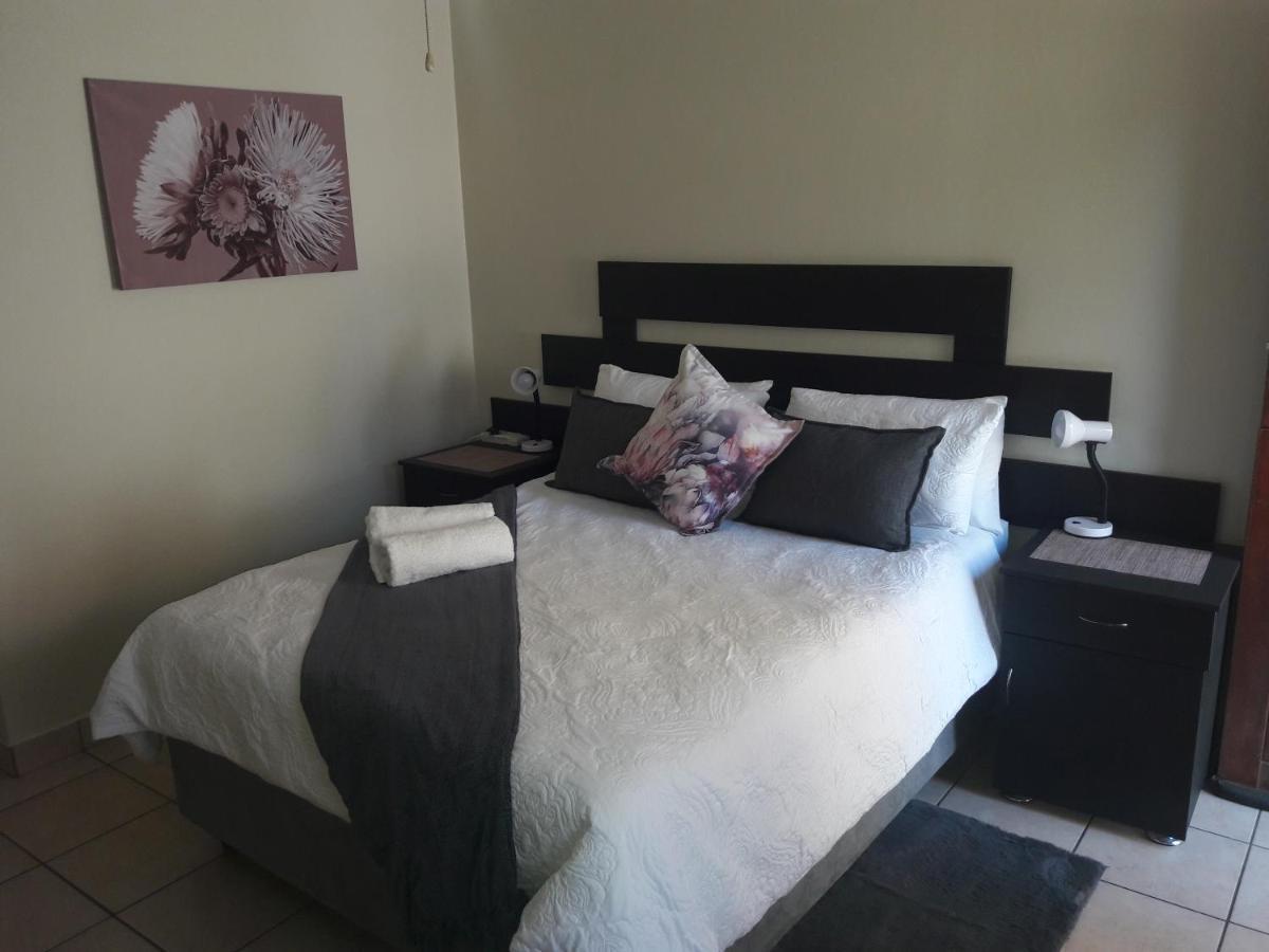 Accommodation@Park1285 Pretoria-Noord Exteriör bild