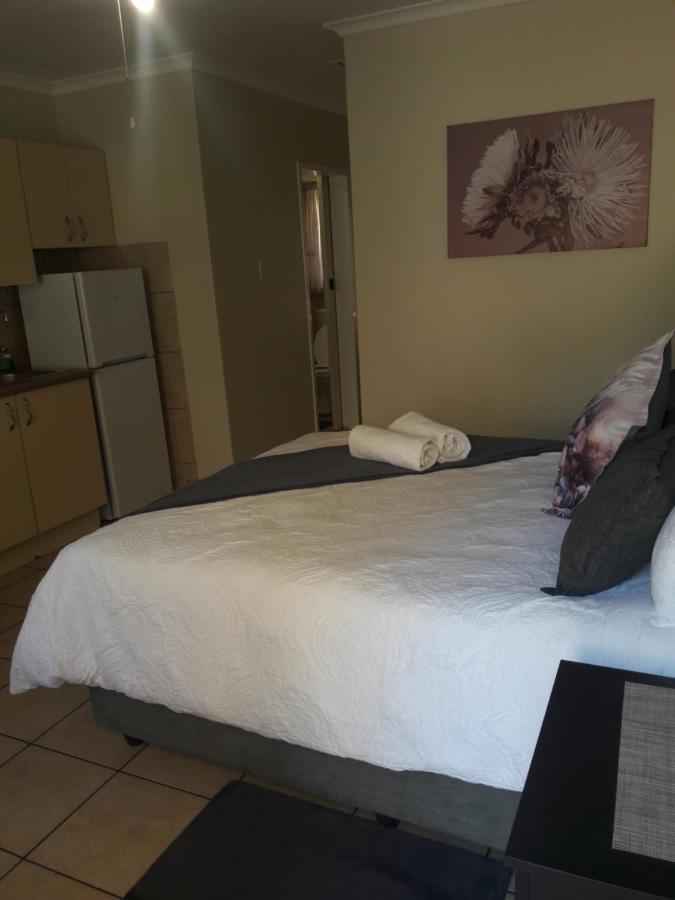 Accommodation@Park1285 Pretoria-Noord Exteriör bild