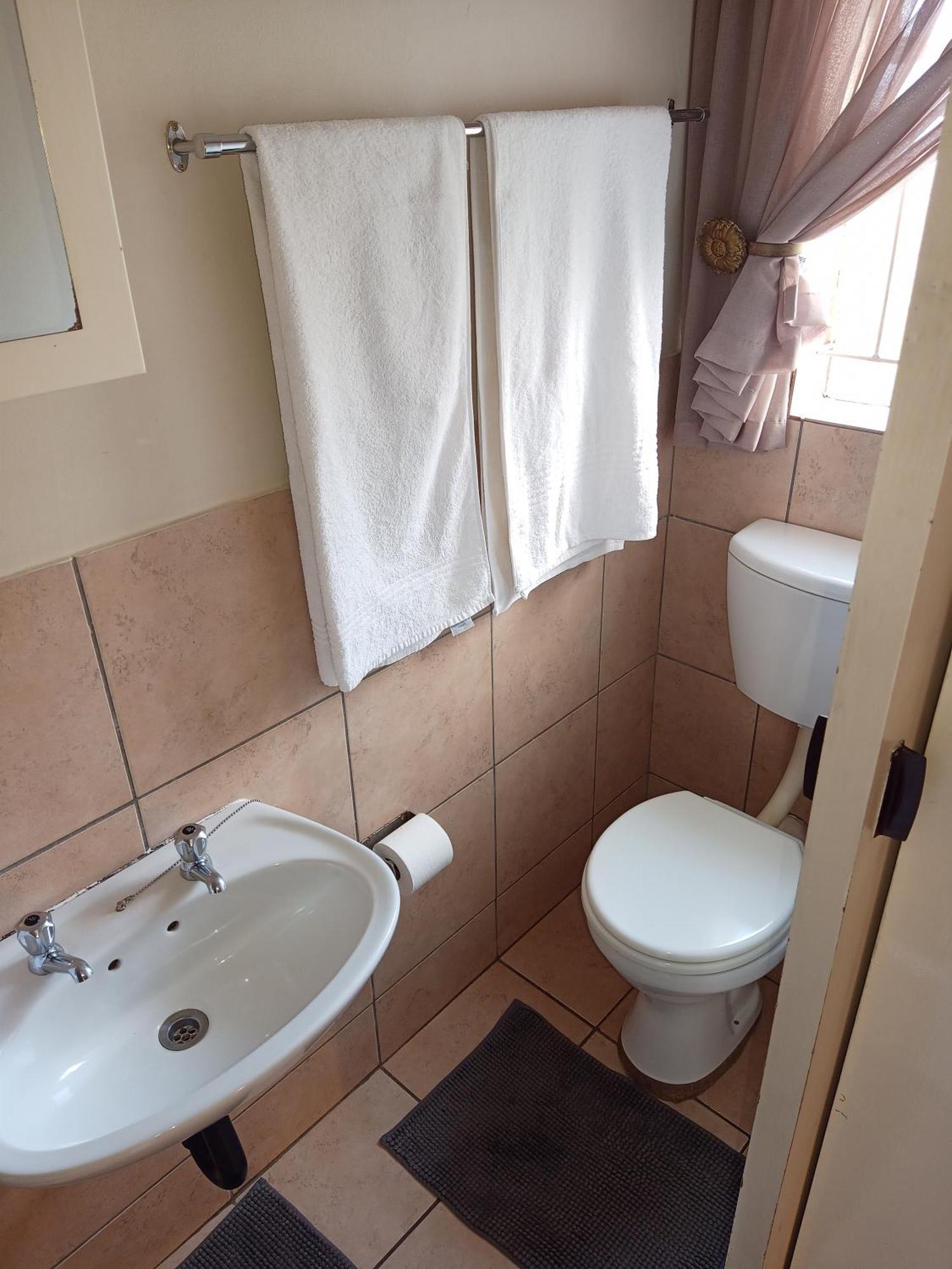 Accommodation@Park1285 Pretoria-Noord Exteriör bild